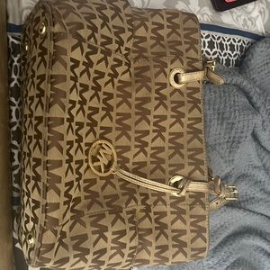 MK purse
